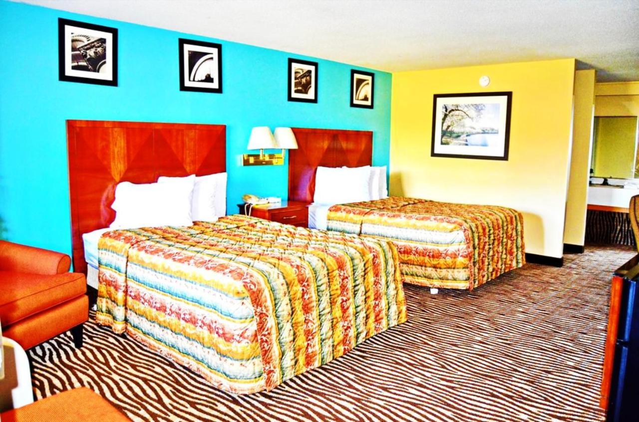 Flagship Inn & Suites Groton Ngoại thất bức ảnh